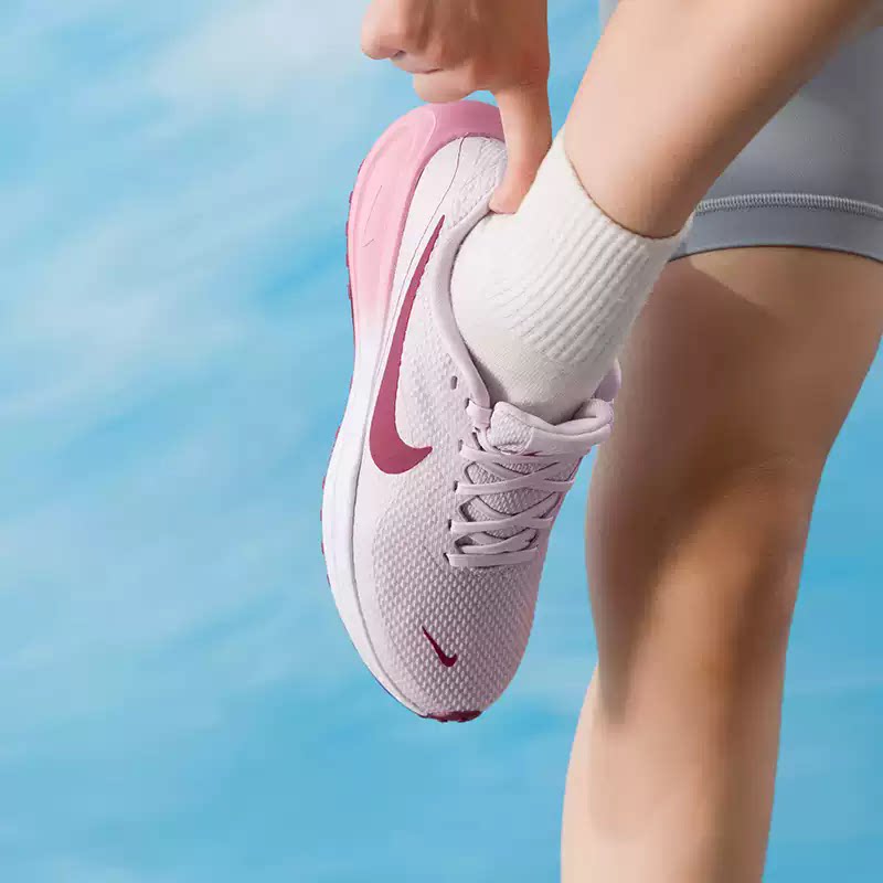 Sepatu Lari Wanita Nike HJ8485 - Balance Cushion Disc ulasan dan harga